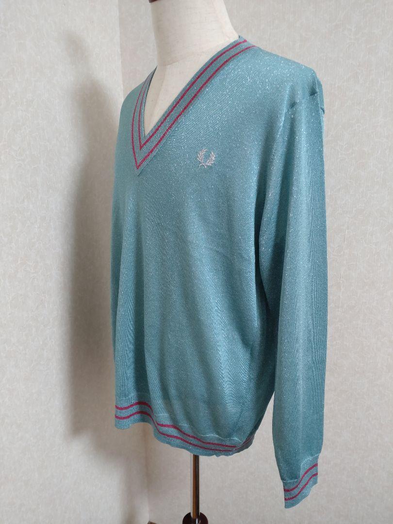 希少!未使用 FRED PERRY LOVERBOY Vネック ニット L 薄手