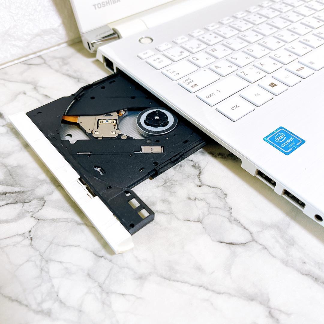 美品✨Windows11✨新品SSD✨カメラ付き薄型ノートパソコン白