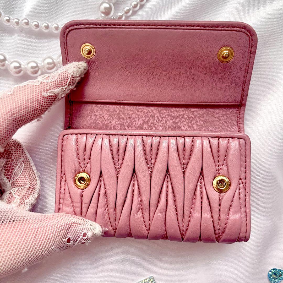 miu miu ミュウミュウ マテラッセ キーケース ピンク 箱付き