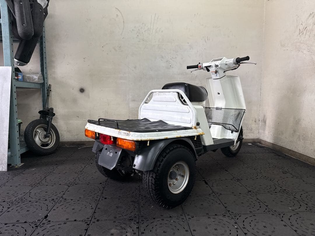 HONDA ホンダ ジャイロアップ TA01 2サイクル3輪バイク 福岡市内発 HONDA ホンダ ジャイロアップ TA01 2サイクル3輪バイク 福岡市内発