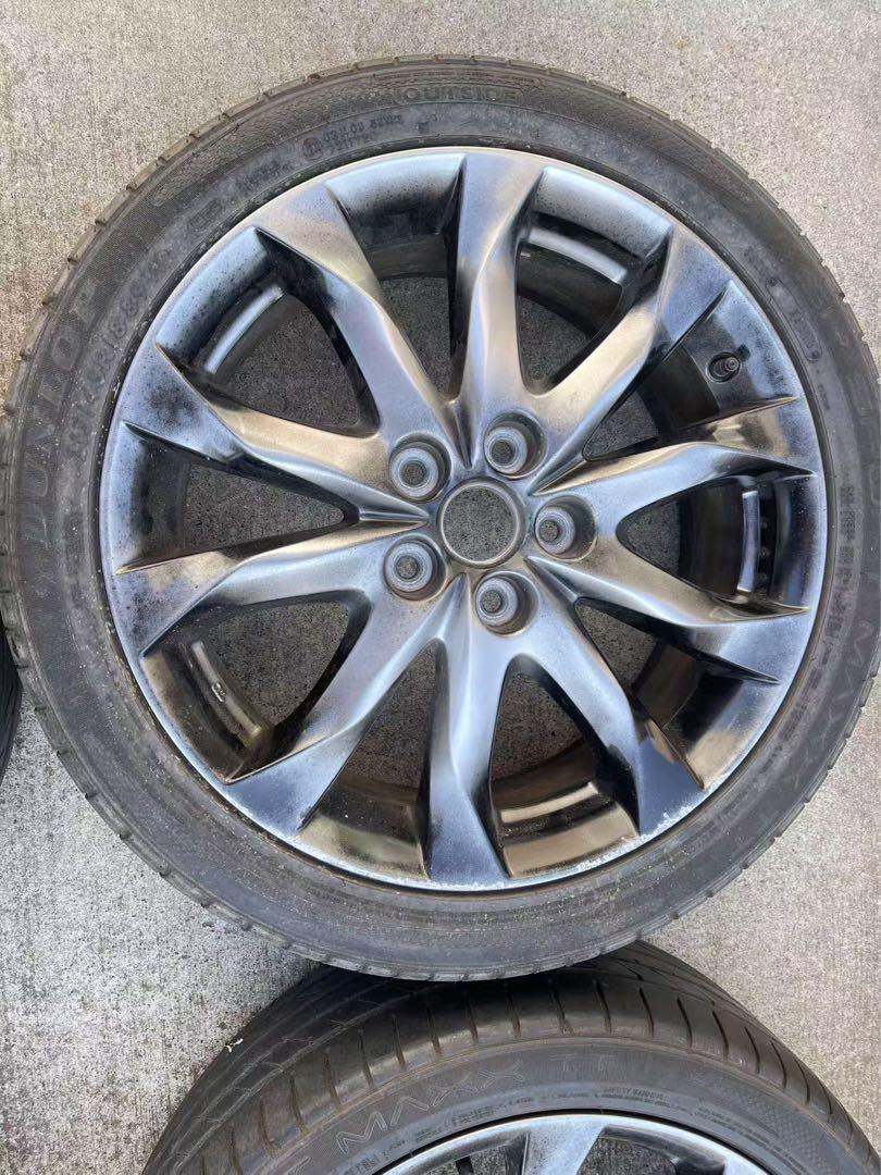 マツダ アクセラ 18インチホイール 215/45R18 DUNLOP