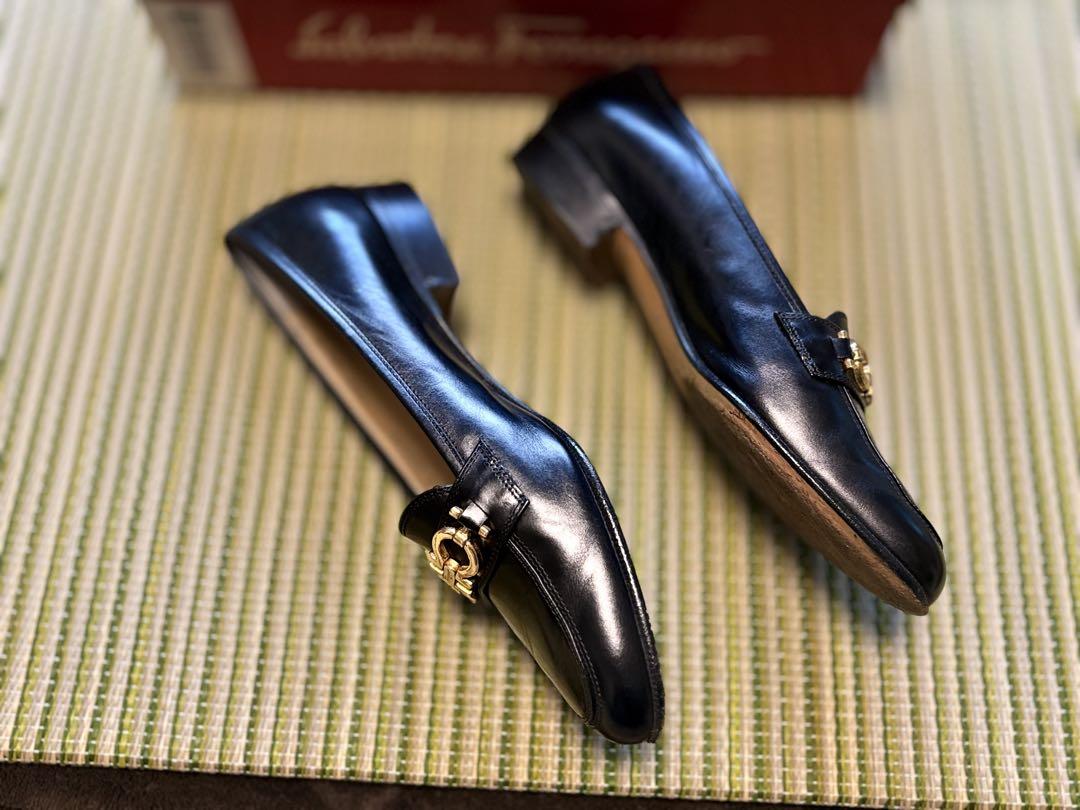 Salvatore Ferragamo ブラックローファー
