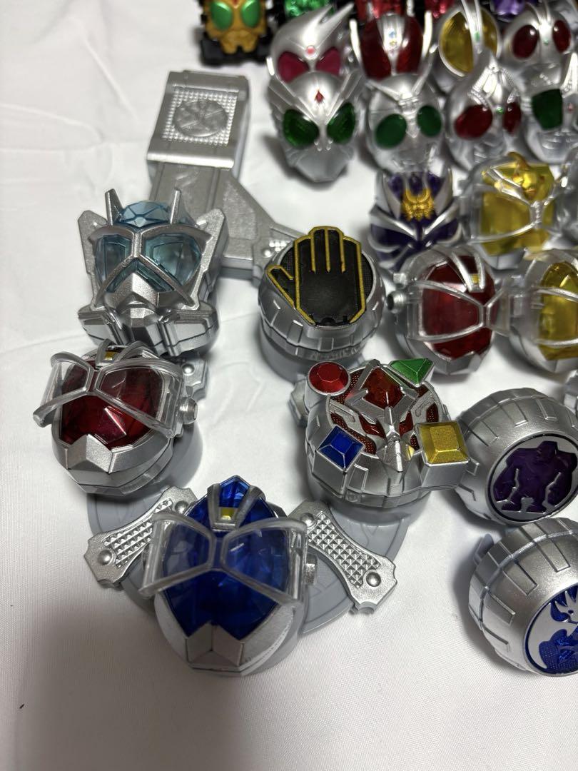 仮面ライダー変身ベルトとライダーコインセット