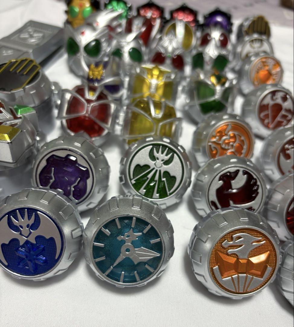 仮面ライダー変身ベルトとライダーコインセット