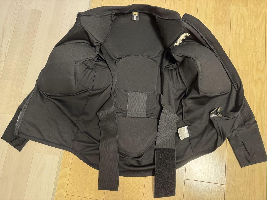 スノーボードプロテクター　ARK MS BODY PROTECTOR Lサイズ
