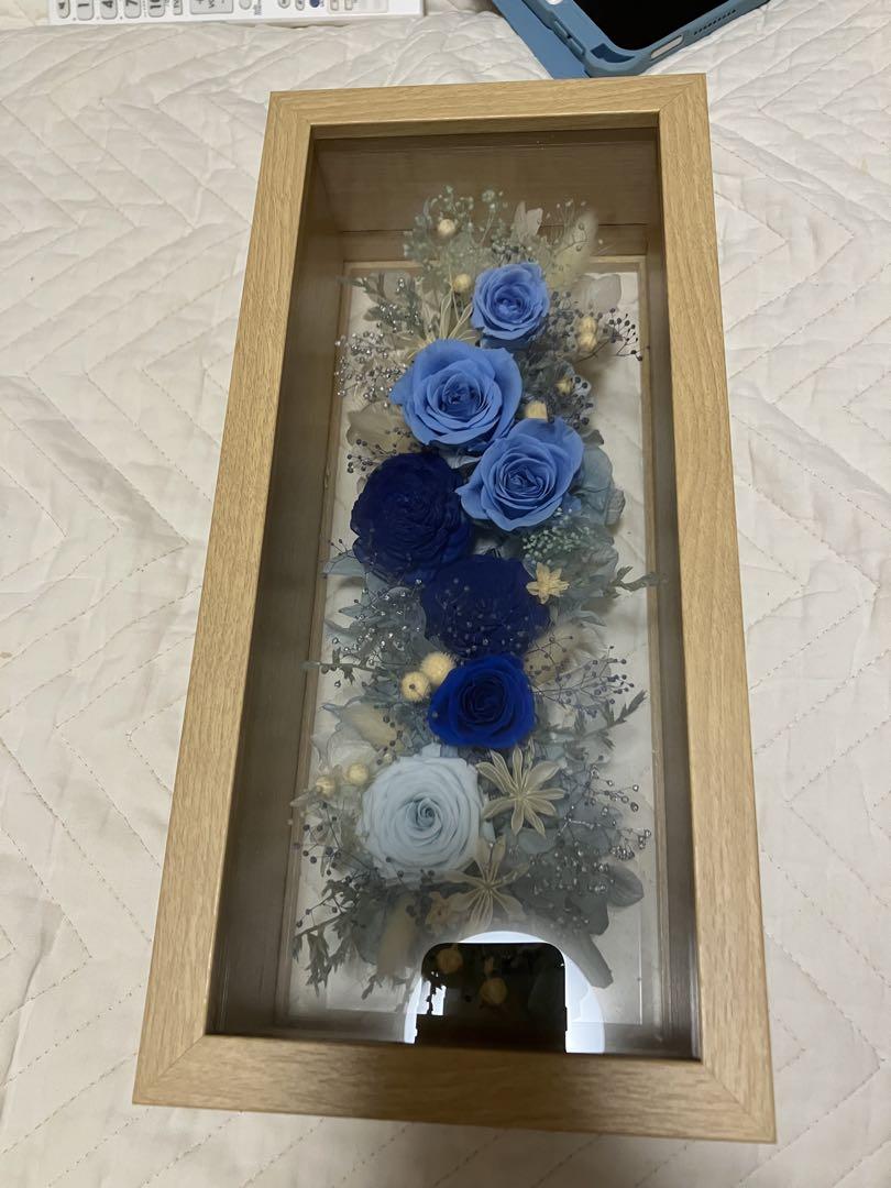 バラとかすみ草のプリザーブドフラワー