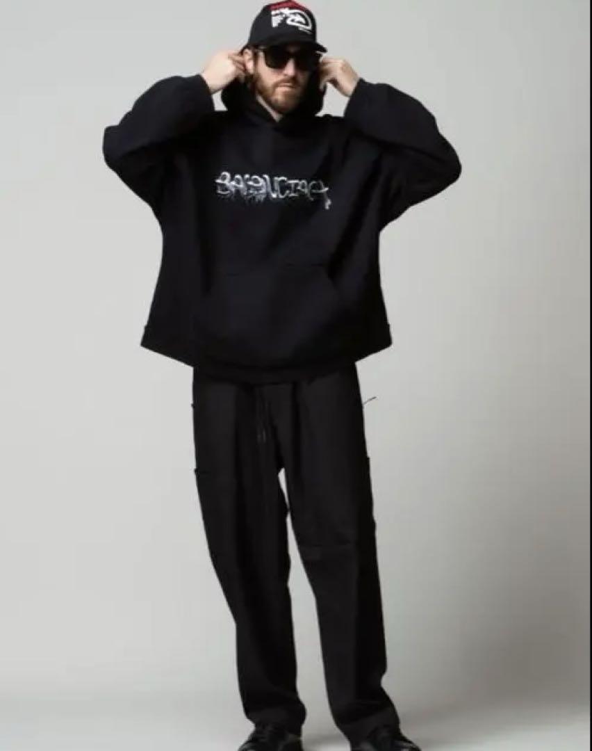 Balenciaga ブラック パーカー サイズ4
