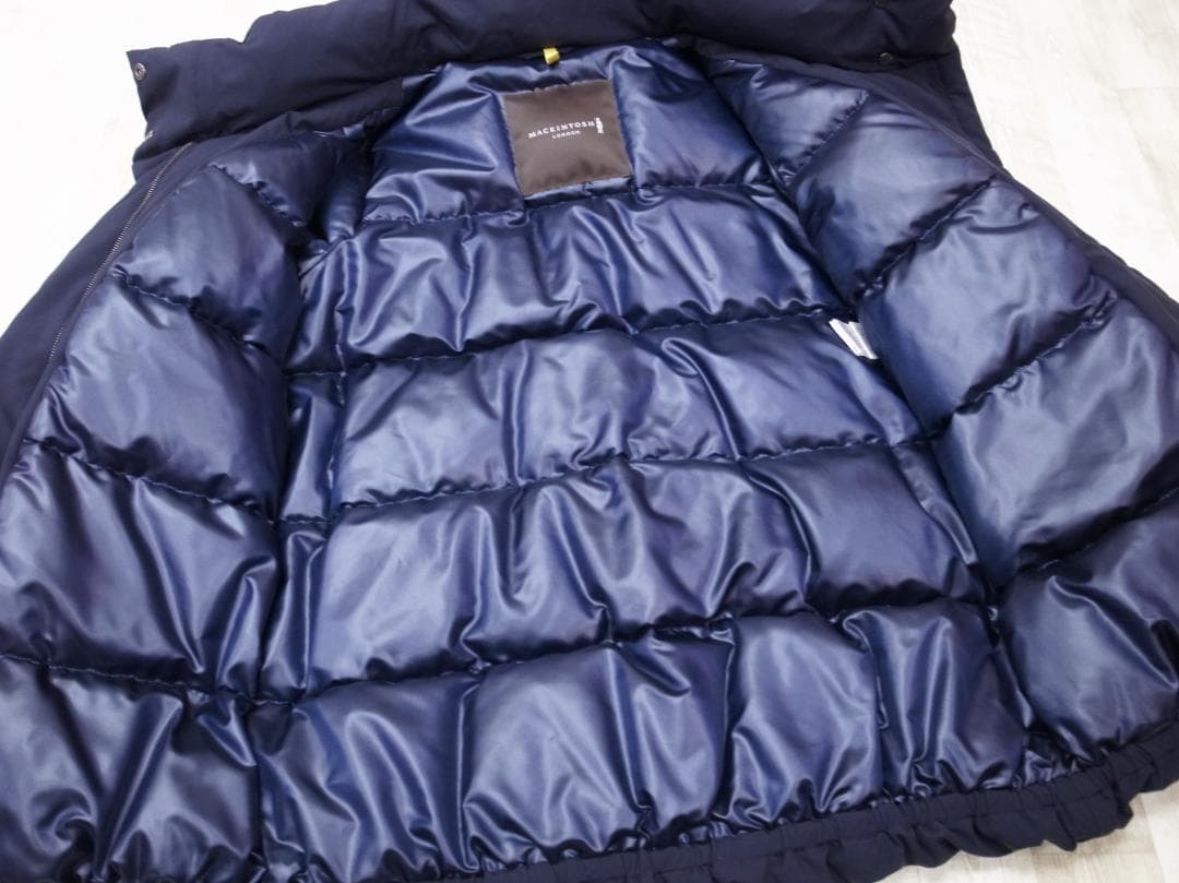 美品　マッキントッシュ　ダウン 90％　フェザー 10％　ジャケット　ネイビー