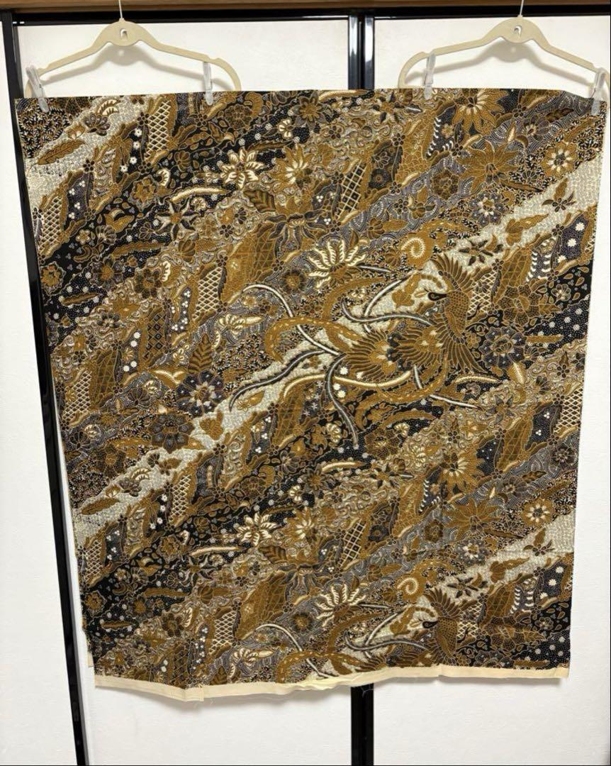 月末迄出品！インドネシアソロ産バティック生地手書き手描き250