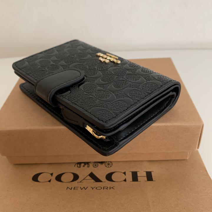 新品 ブラックパテントレザー 母の日プレゼント xjm4D-m95050209647 COACH コーチ二つ折り財布 好評新品