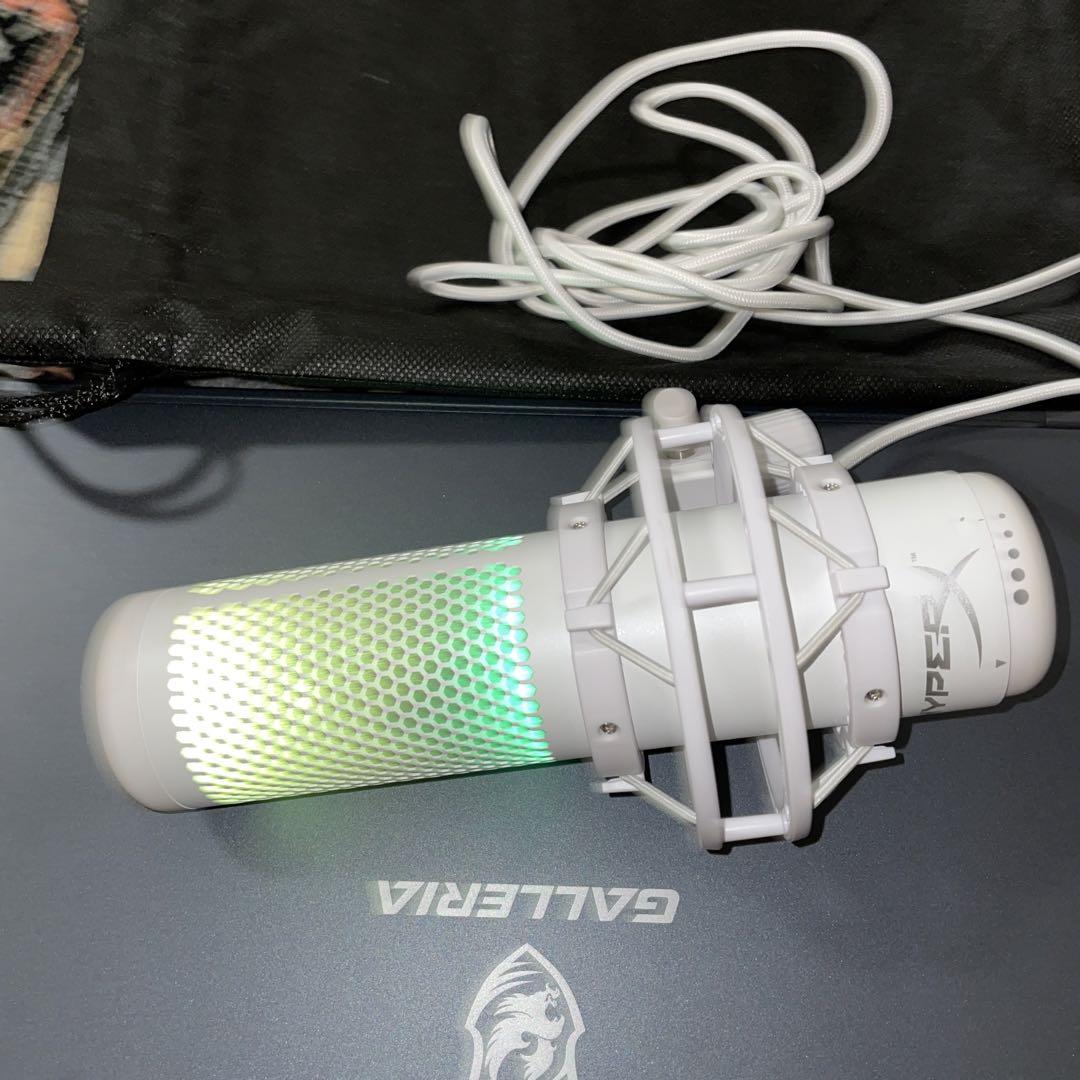 国内外の人気集結！ HyperX QuadCast ホワイト【動作品・欠品あり USBマイク S 配信機器・PA機器・レコーディング機器