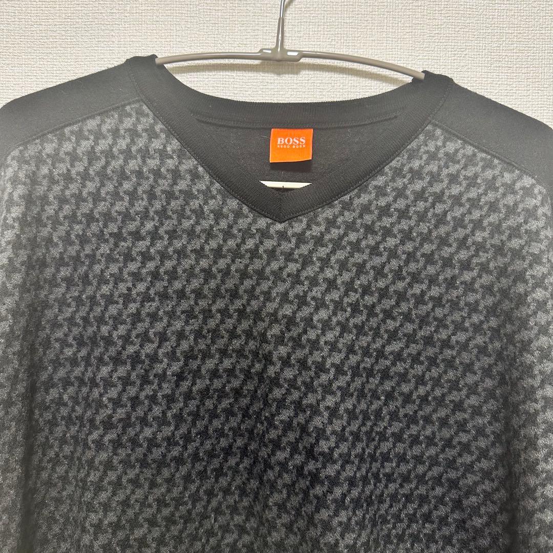 【希少】HUGO BOSS Vネックニット 千鳥柄 メリノウール 【希少】HUGO BOSS Vネックニット 千鳥柄 メリノウール