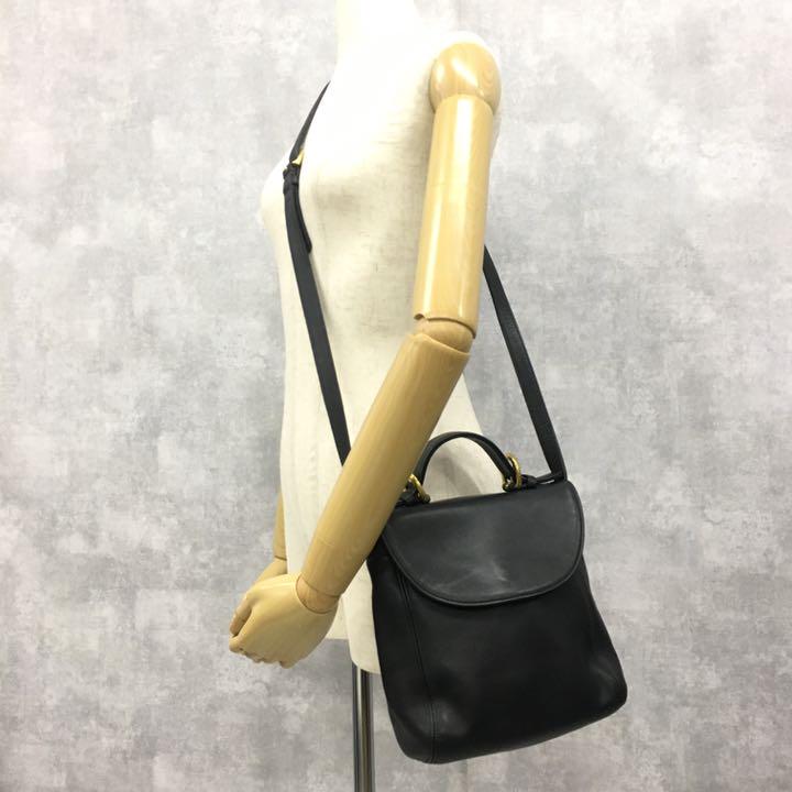 メルカリ - 【匿名配送】オールドコーチ ショルダーバッグ 本革 フル ...