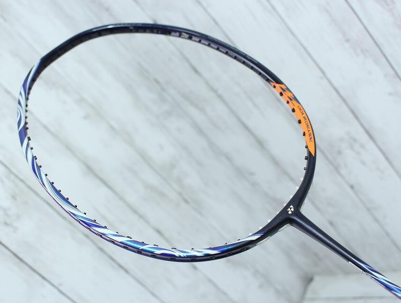 ヨネックス VOLTRIC LD-FORCE 4UG5 ジャンク