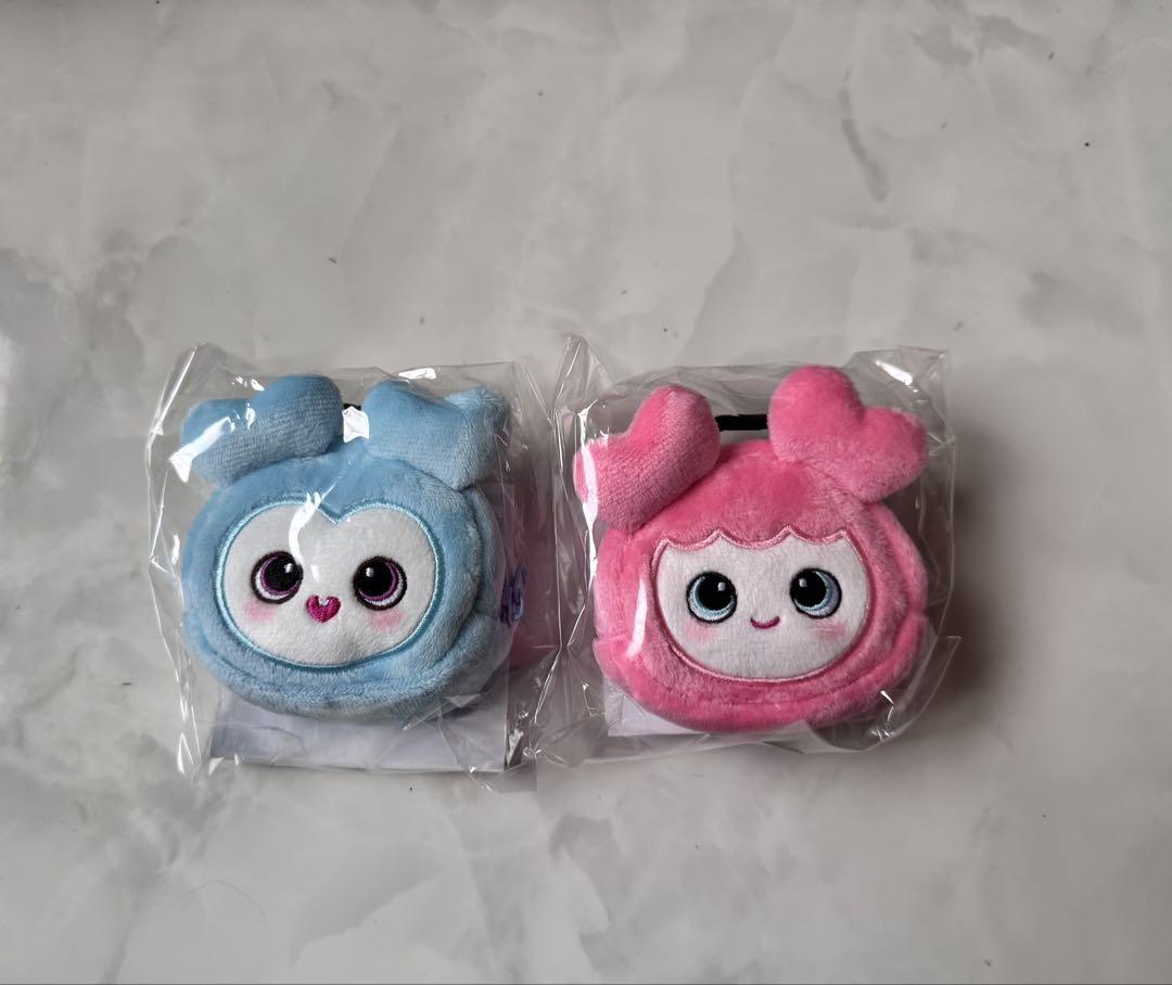 TWICE BABY LOVELY'S イヤホンポーチセット
