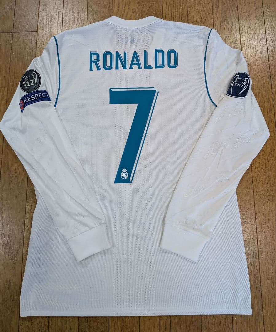 【貴重】レアルマドリード 17-18 ロナウドラストモデル メッシ バルセロナ 【貴重】レアルマドリード 17-18 ロナウドラストモデル メッシ バルセロナ