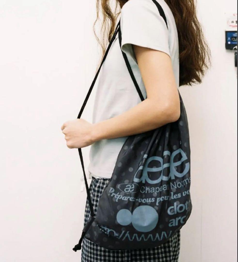 みんちょ　大人気！！韓国限定aeae ナップサック ブラックドット黒 ☆新品☆ aeae ナップサック ドット グレー 韓国限定 ♡正規品