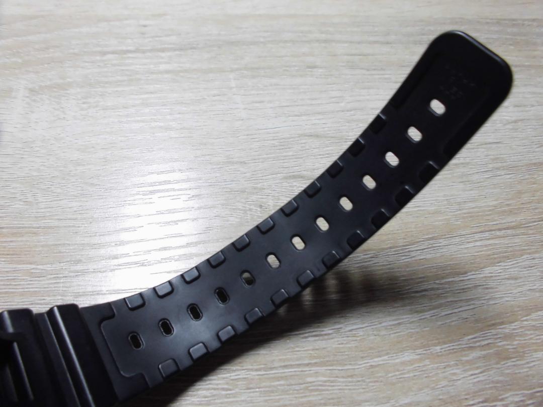 美品！カシオ Gショック GW-M5610-1BJF 電波ソーラー
