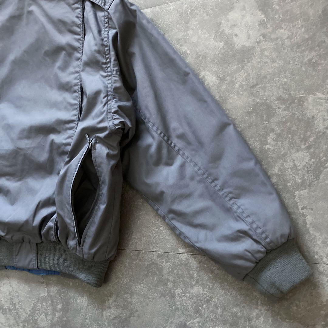 ● bomber
