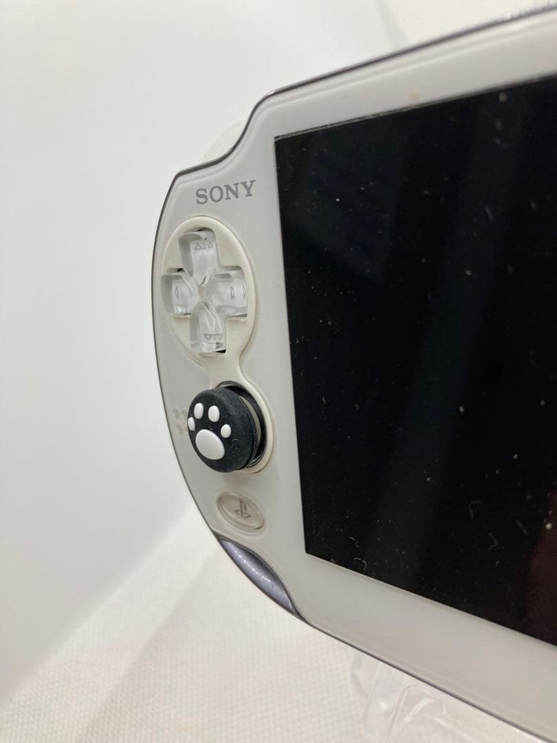 美品　PSVITA1000ホワイト　充電器付き