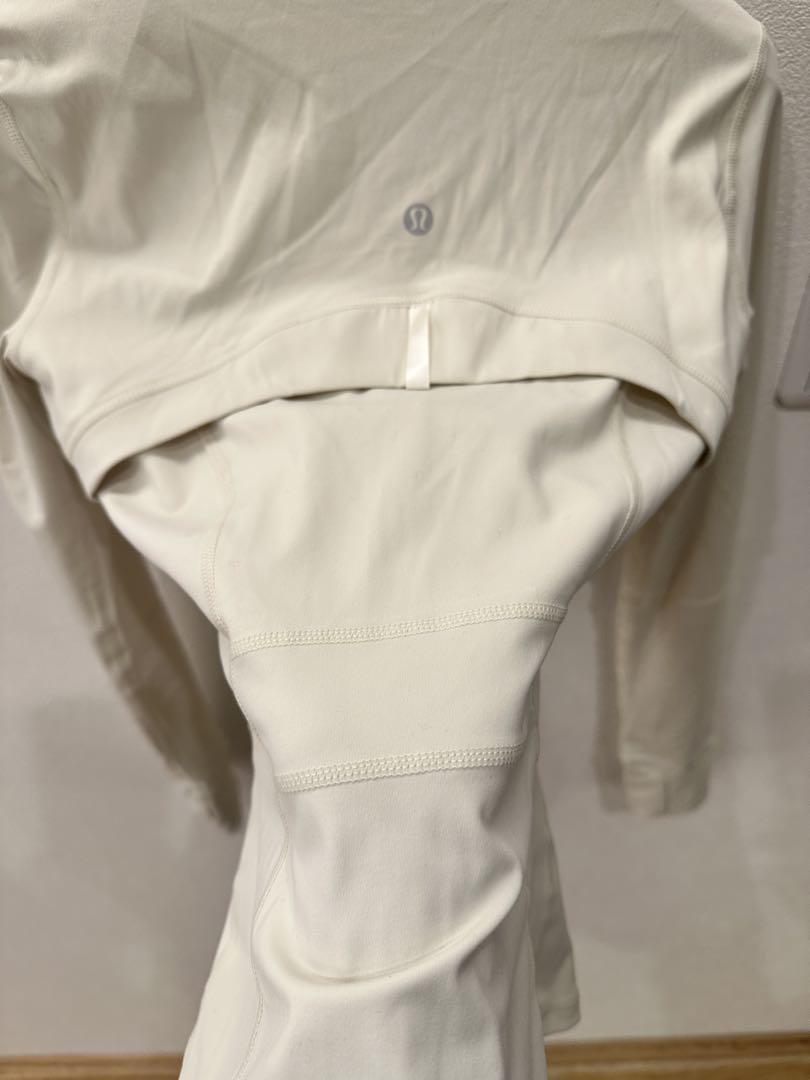 lululemon ジャケット　サイズ　4