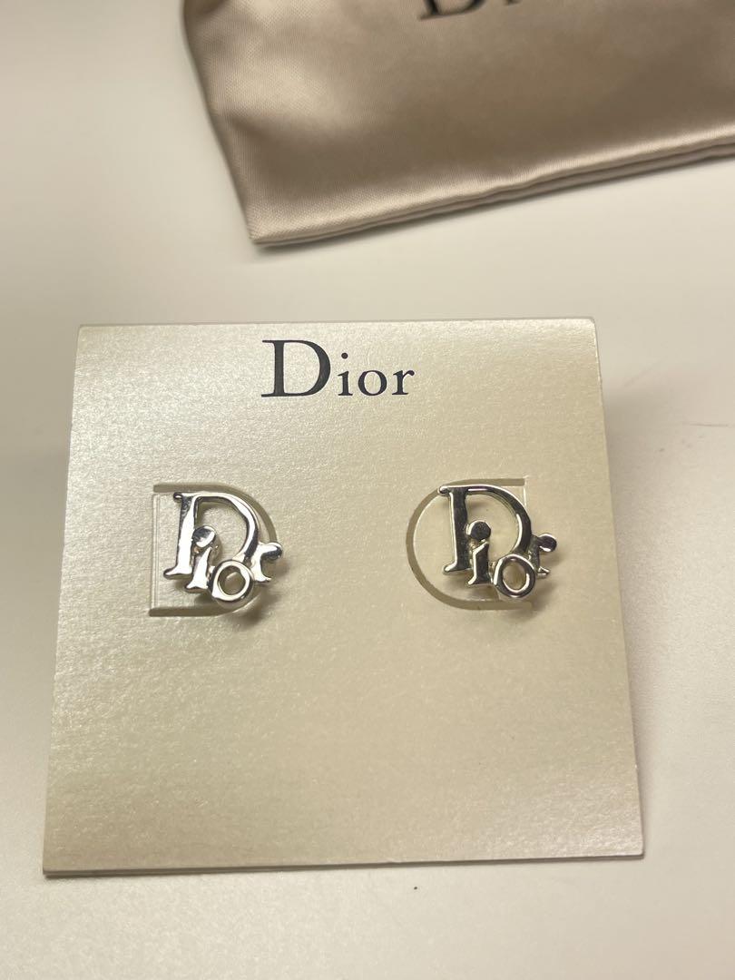 DIOR★ピアス ギフトにも♥【Dior】《Dior Tribales》CDロゴ ピアス (Dior