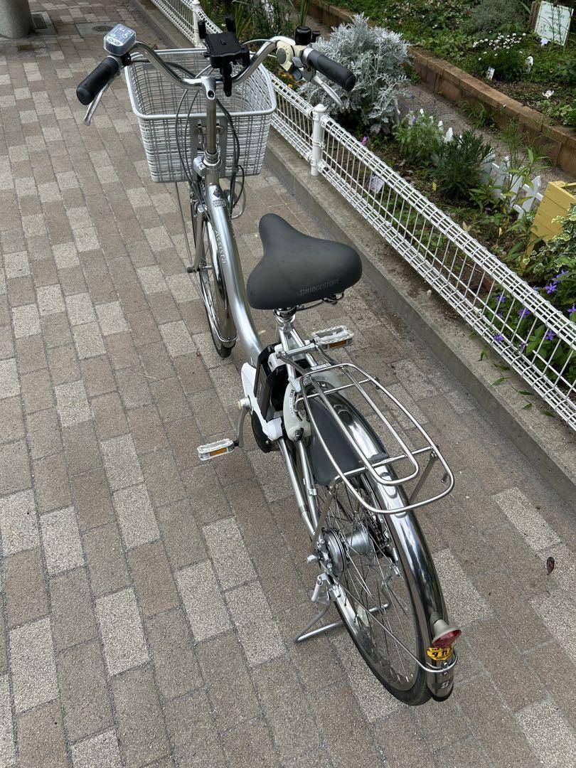 ブリヂストン 銀色Assista電動アシスト自転車24インチ