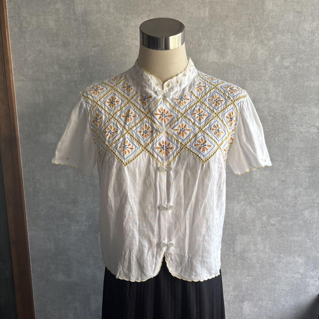 ヴィンテージ 古着　レトロ　プリーツ　ブラウス　used ビンテージ　希少 古着 ヴィンテージ 刺繍 ブラウス used ビンテージ 希少 昭和