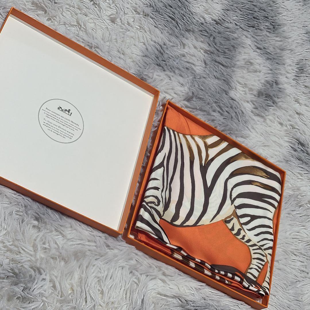 選ぶなら 90 カレ 美品稀少HERMES Les 箱付ゼブラ Zebres 小物