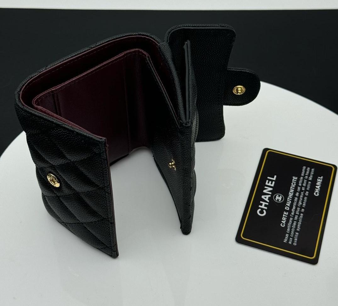 CHANEL ブラック レザー 三つ折り財布