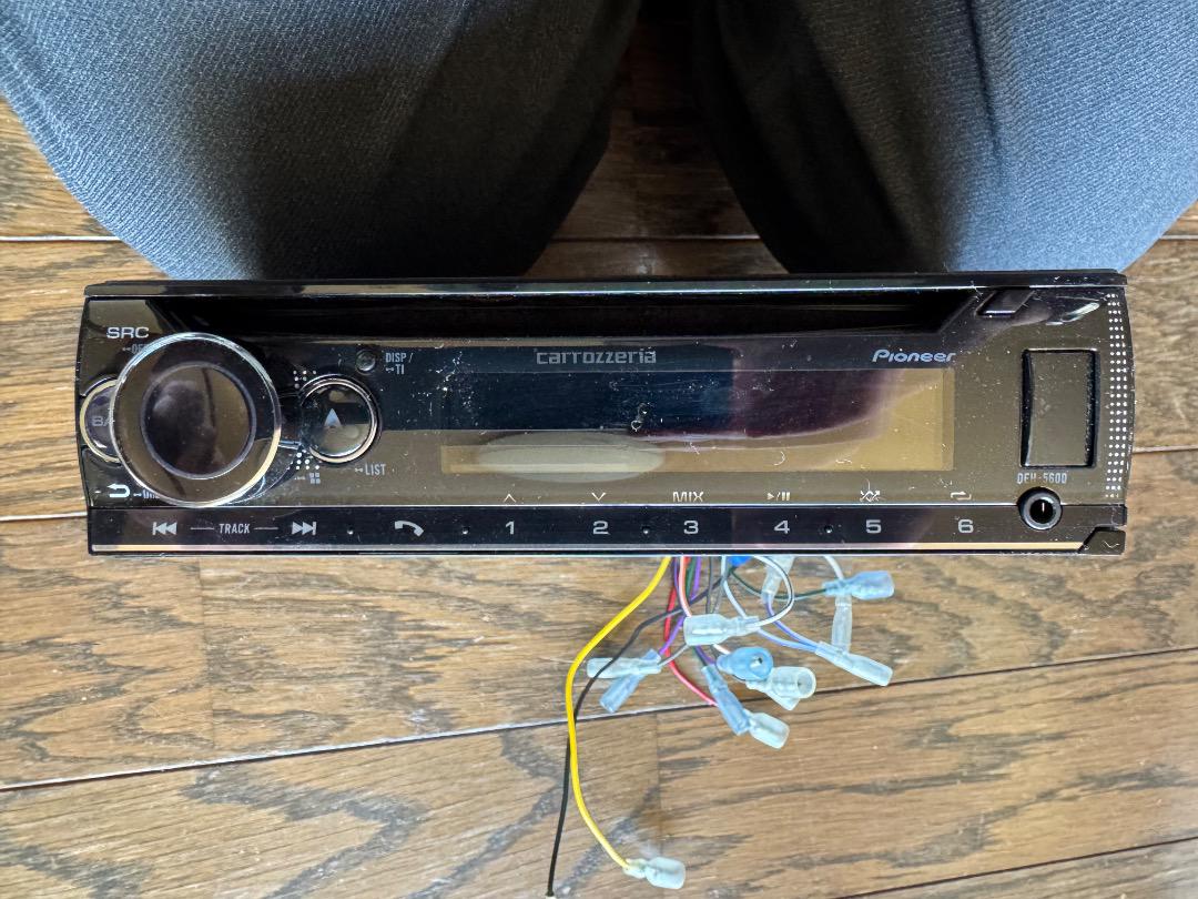 カロッツェリア　1DINデッキ　DEH-5600