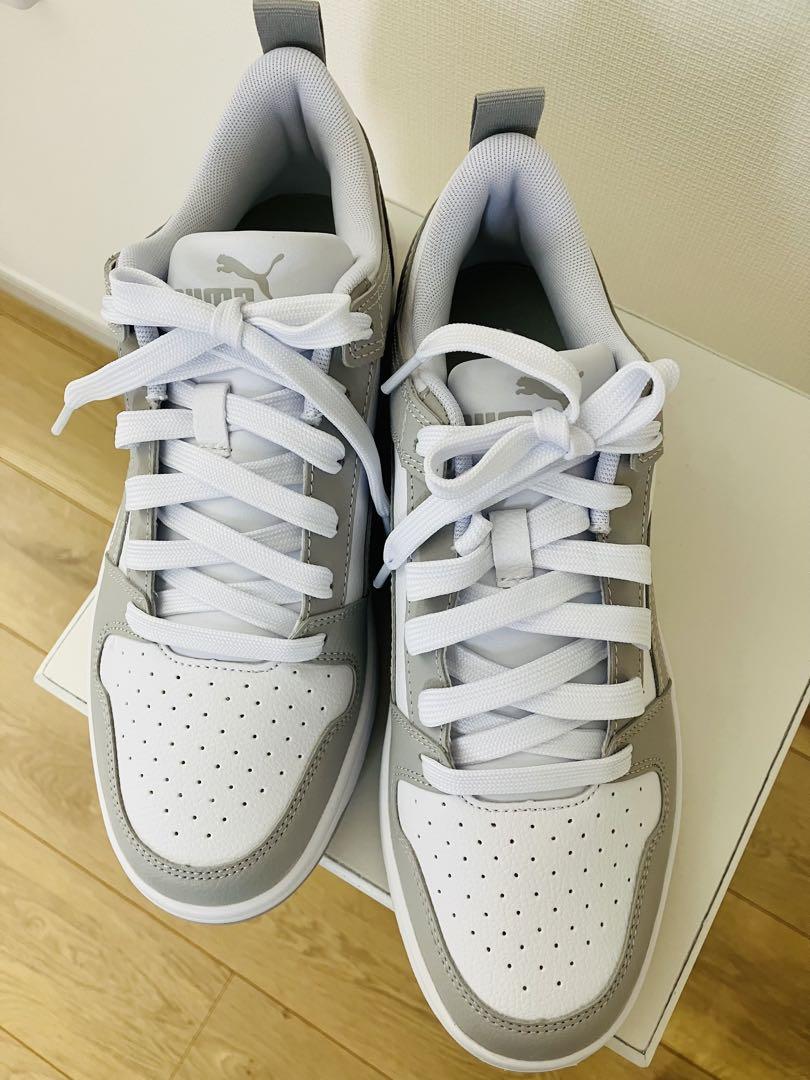 PUMA スニーカー ホワイト/グレー PUMA スニーカー 新品未使用 グレー/ホワイト - メルカリ