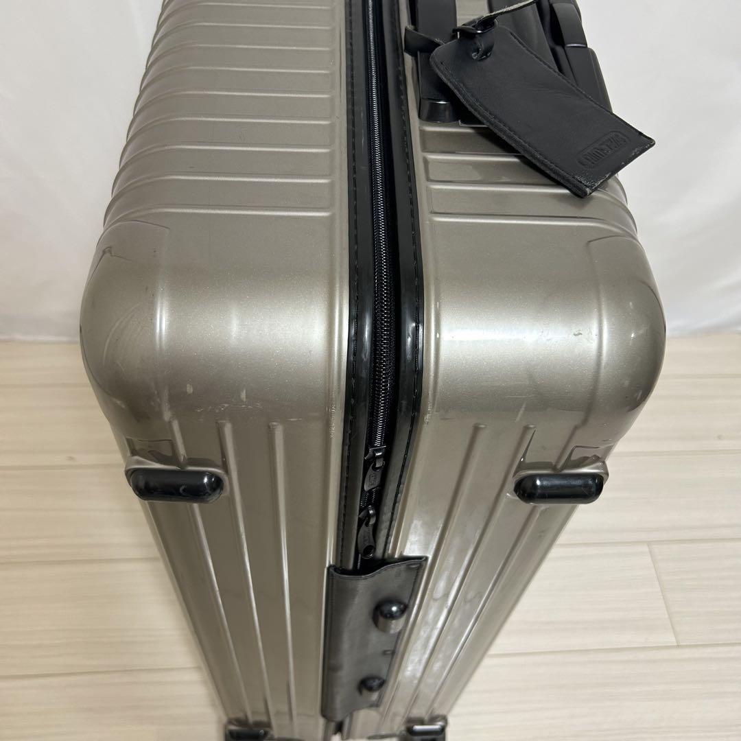 美品 リモワ サルサ 104L 4輪 プロセコ ゴールド 大容量 美品 リモワ サルサ 104L 4輪 プロセコ ゴールド 大容量