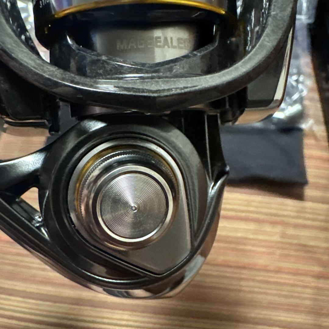 [美品]ダイワ　21ルビアスエアリティ　FC LT 2500S-XH-QD