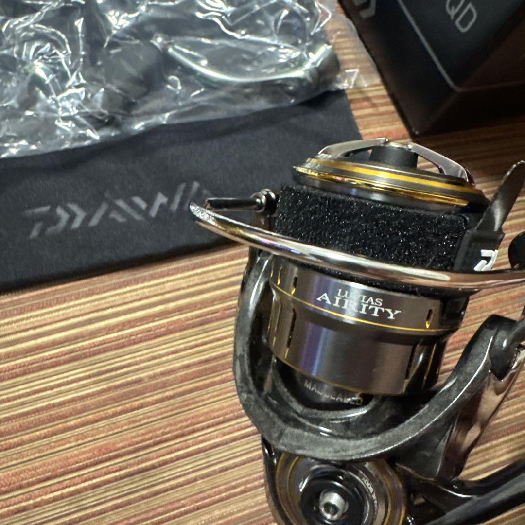 [美品]ダイワ　21ルビアスエアリティ　FC LT 2500S-XH-QD