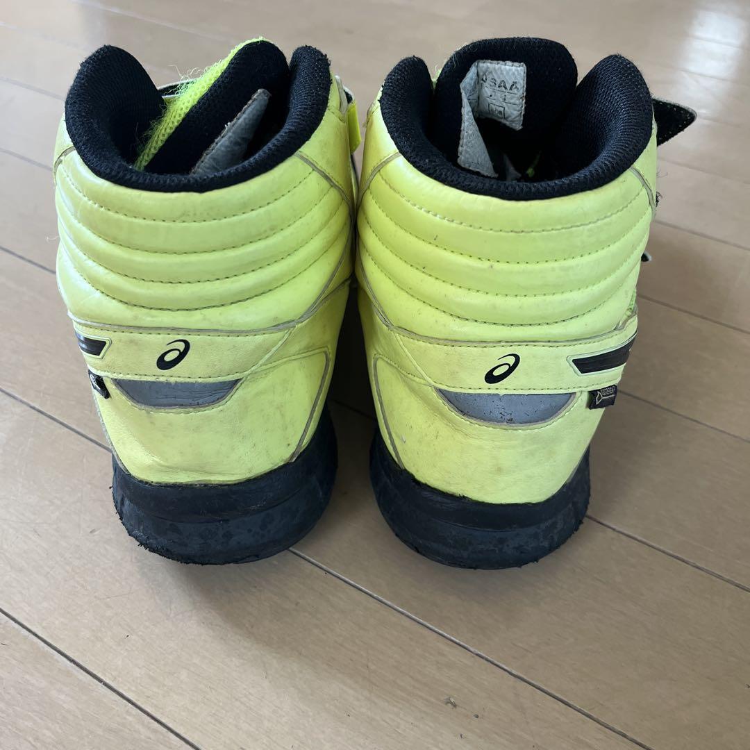 asics 蛍光イエロー 安全靴 ハイカット　GORETEX 28㎝