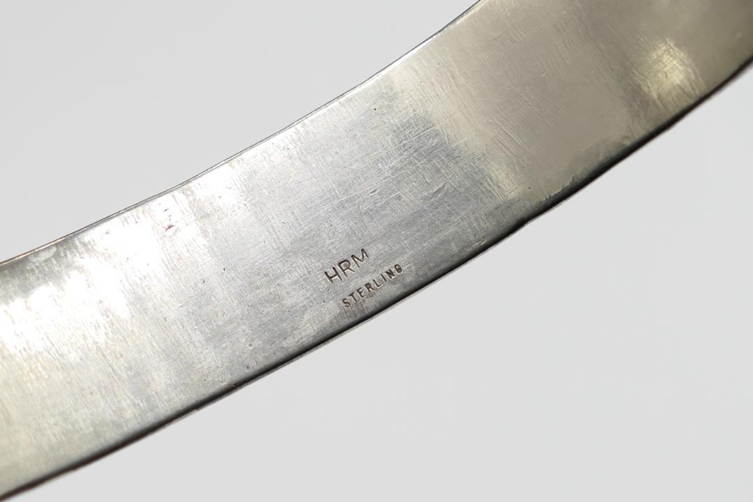 美品　ナバホ　ヘンリーマリアーノ　シルバー　バングル　ブレスレット　HRM