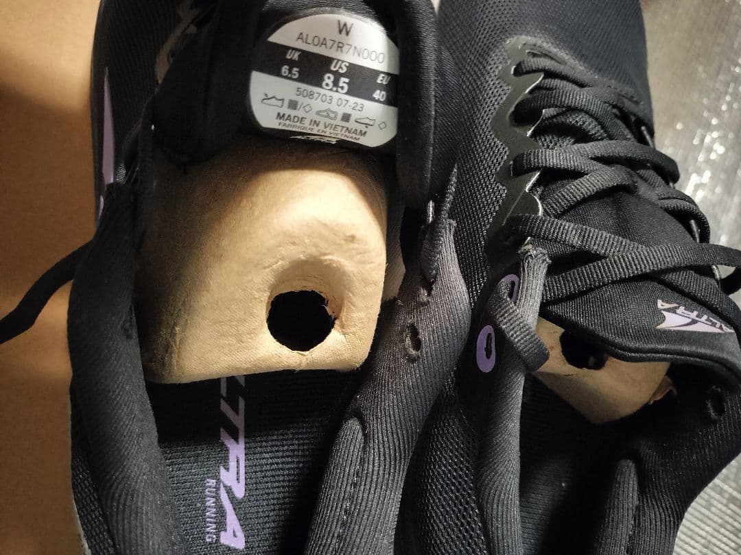 リベラ 3ウィメンズALTRA アルトラロードランニングシューズ2023年モデル