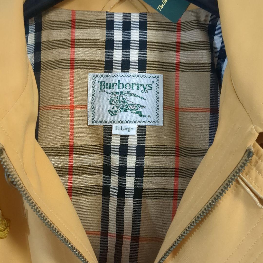 値下げ！Burberry's フード付きマウンテンパーカー LLサイズ