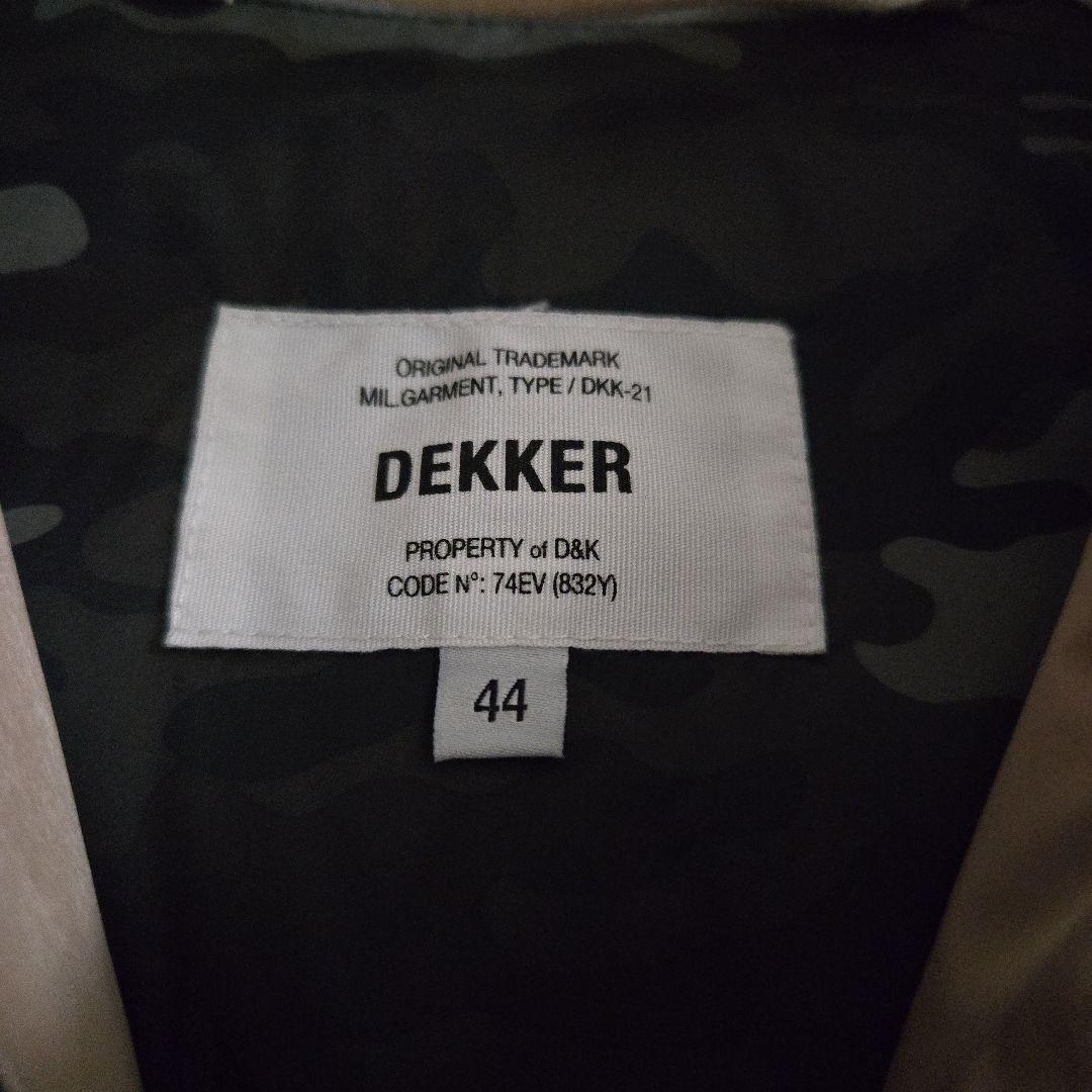 DEKKER フード付きダウンジャケット 44 ベージュ