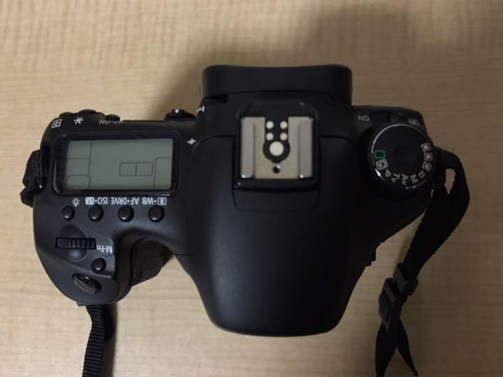 冬バーゲン☆】 Canon EOS 7D・ボディ(バッテリー無し) デジタル