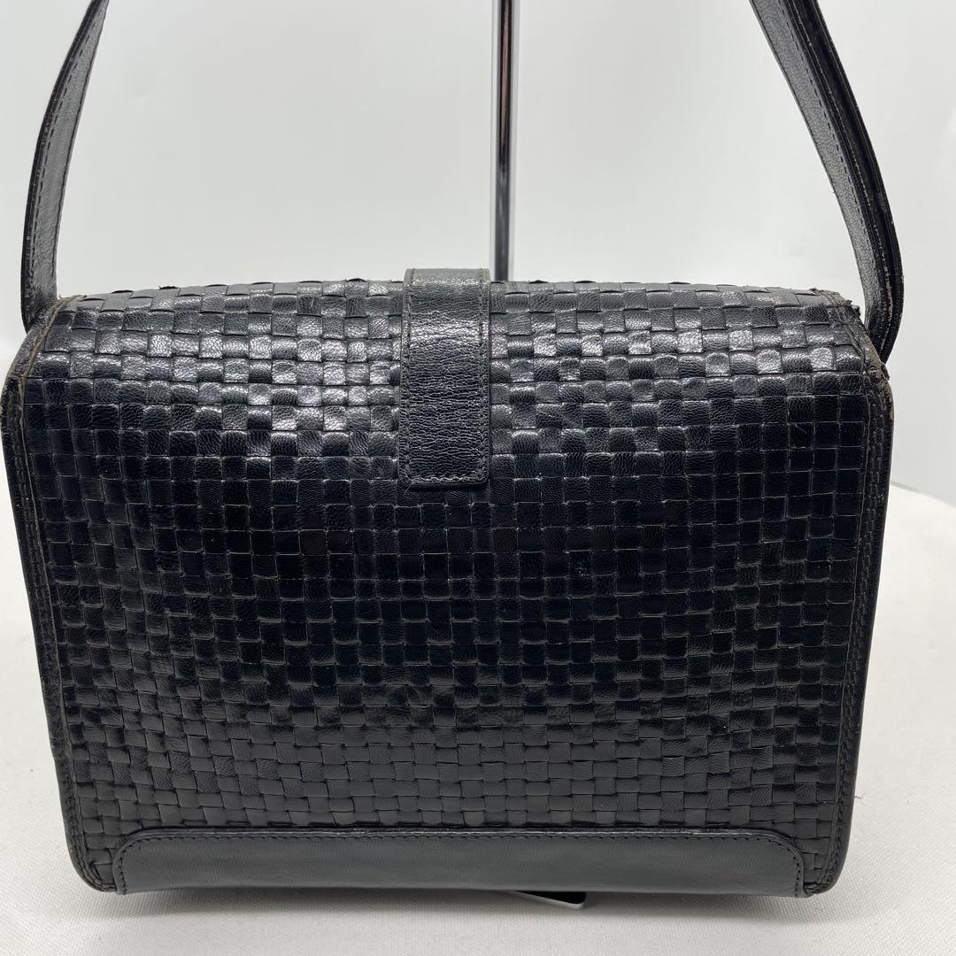 美品　フェンディ　レザー　ショルダーバッグ　編み込み　ブラック　ハンドバッグ
