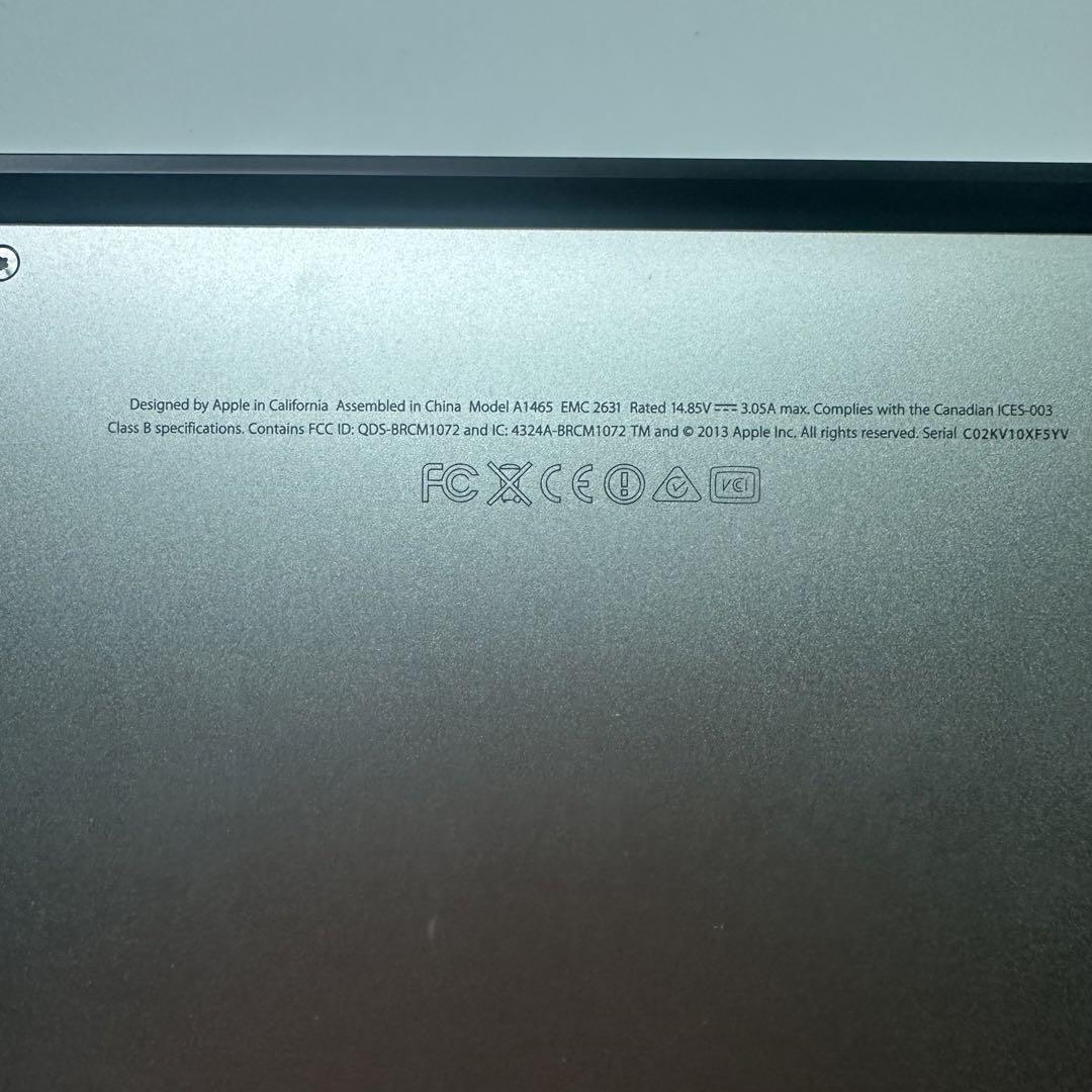 Apple MacBook Air 11.6インチ US 2013年 本体