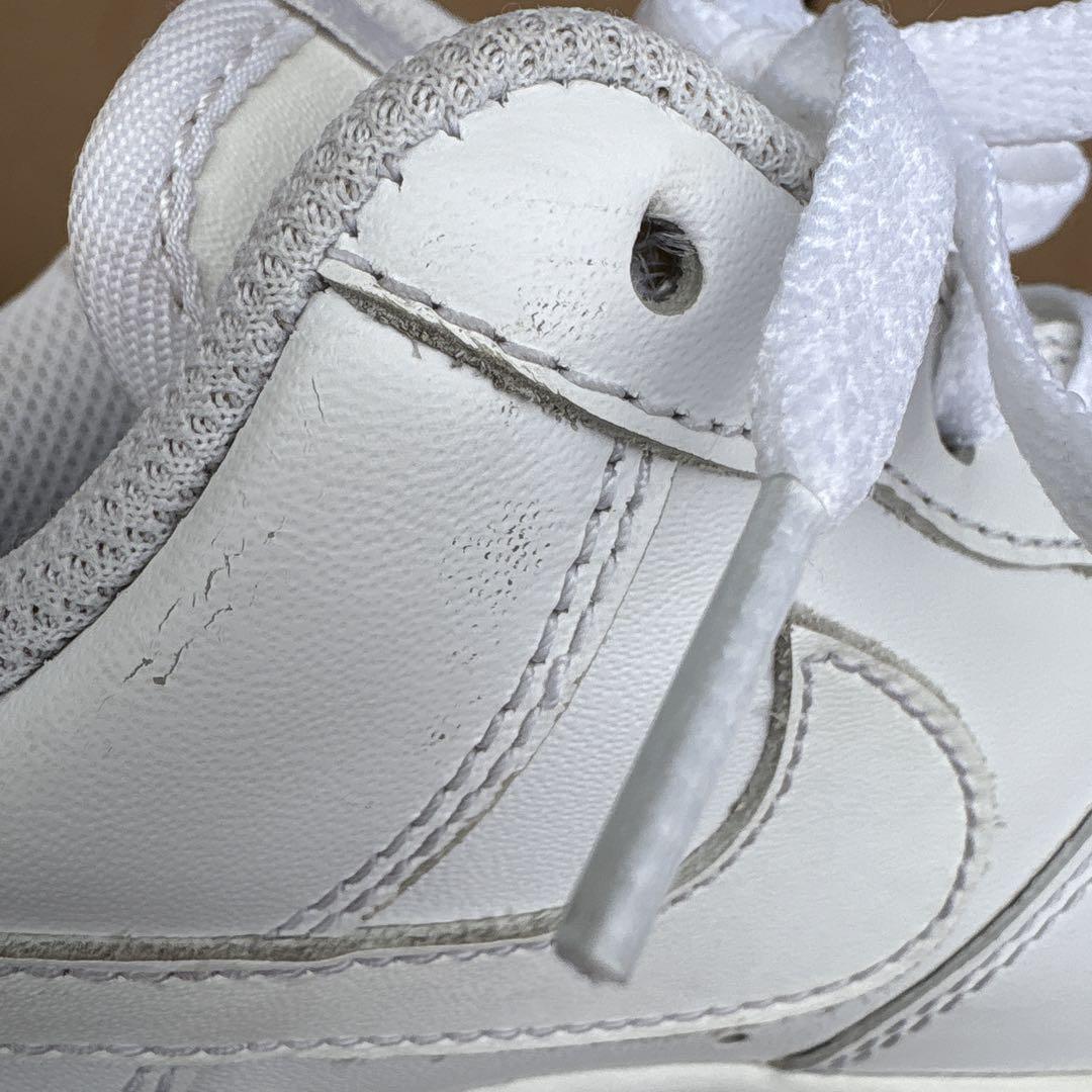 Nike Air Force 1 ホワイト スニーカー　レディース　スニーカー
