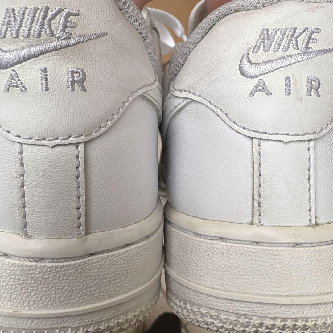 Nike Air Force 1 ホワイト スニーカー　レディース　スニーカー