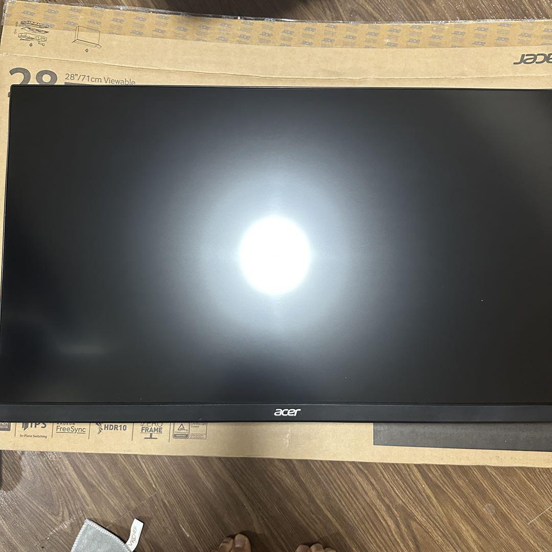 144Hz ゲーミングモニター
