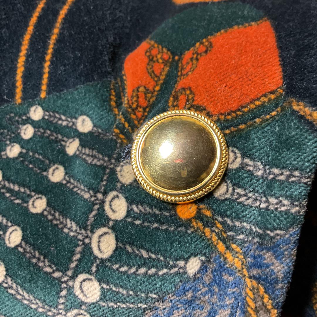 ESCADA エスカーダ ブルゾン 金色ボタン