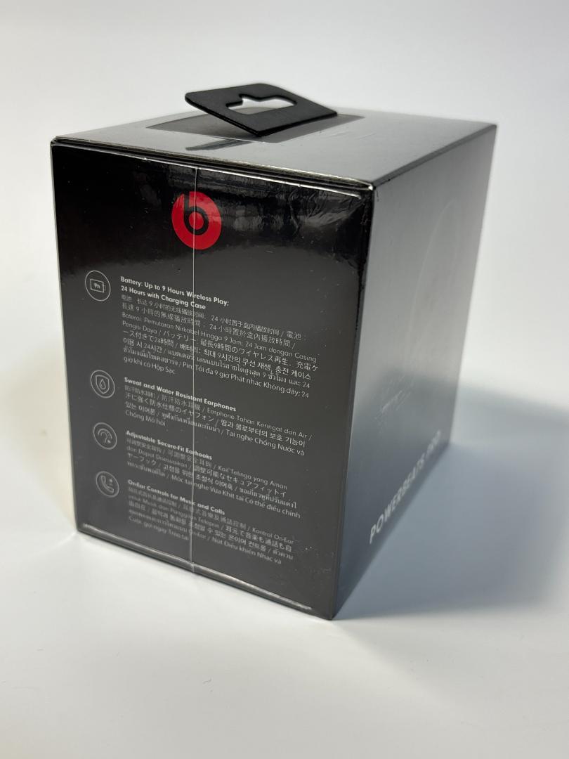 ビーツ　ワイヤレスイヤホン　Powerbeats Pro 　ブラック