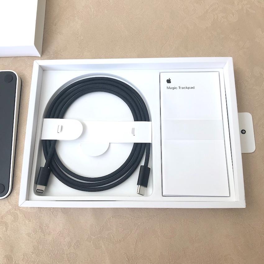 ほぼ未使用 ブラックモデル Apple Magic Trackpad （SSS