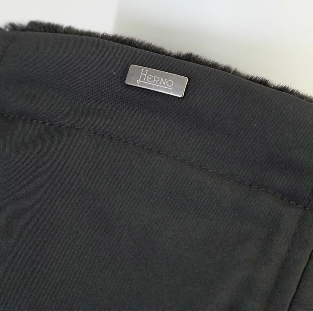 【新品同様】HERNO フーデッド コート PA0072U ブラック　50